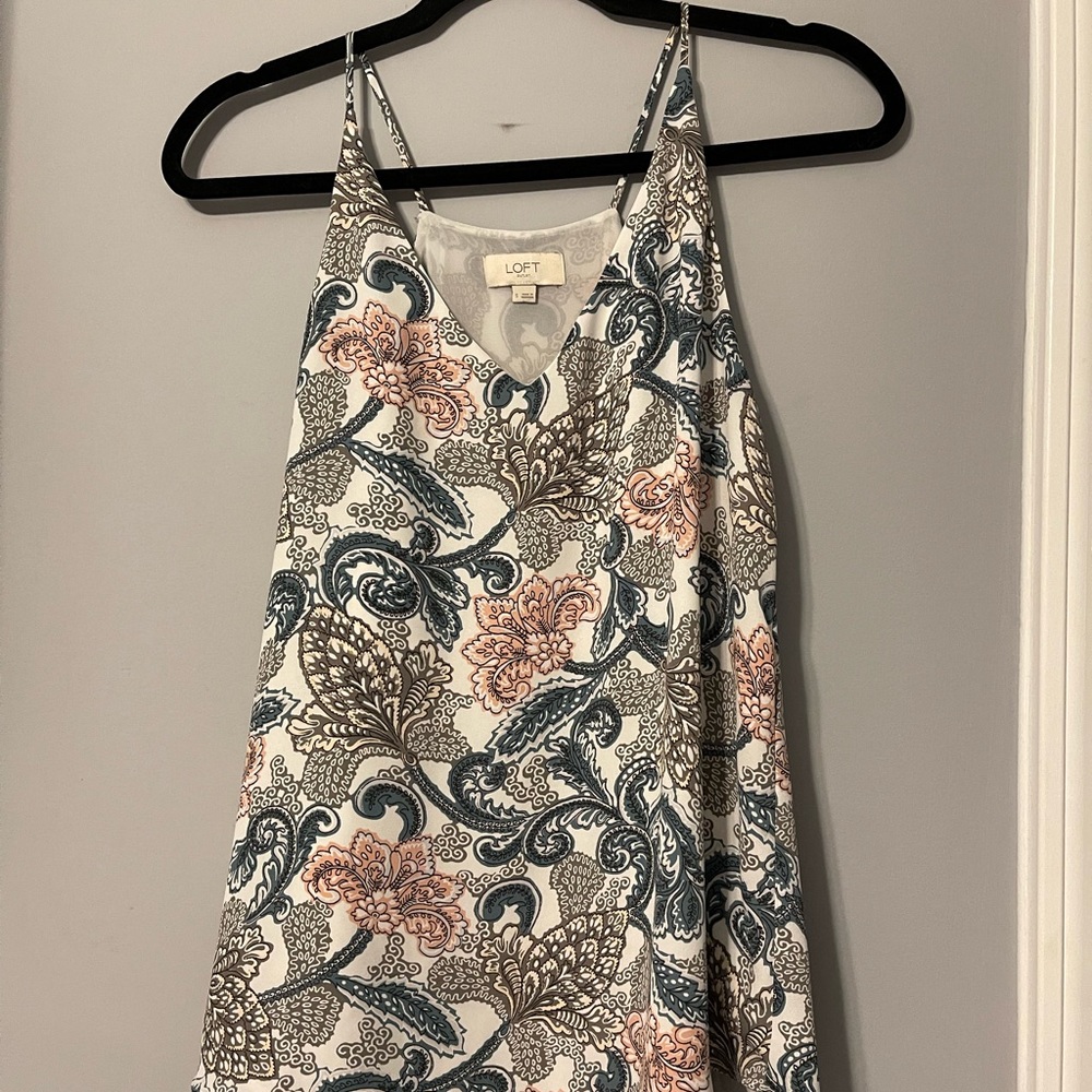 LOFT v neck cami
